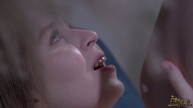 Petite Blonde bang with Lexi Montana and Petite Blonde from Grab