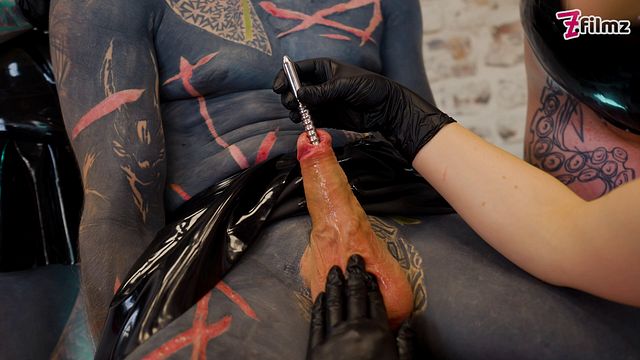 Dreadlocks sex with Anuskatzz, Miss Flora and Nikolaz Zpageti from Grab