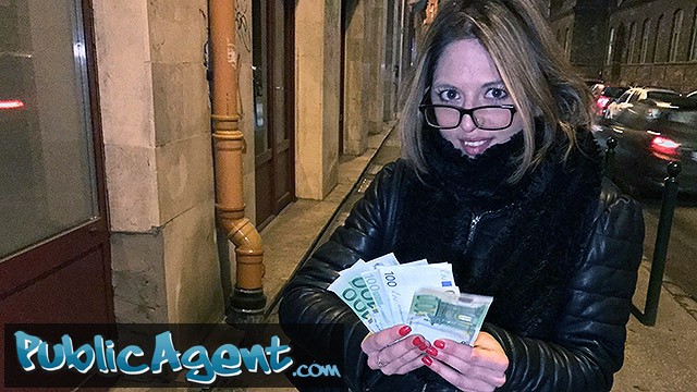 Glasses smut with Rachel Adjani from Grab