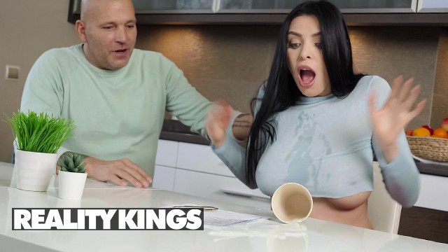 Natural Tits video with Kira Queen and Thomas Stone from Grab