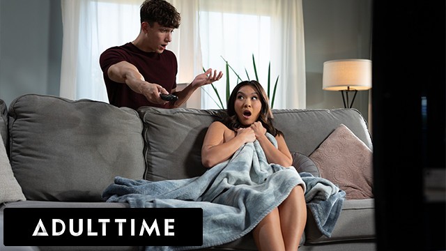 Rough bang with Kimmy Kimm and Parker Ambrose from Grab