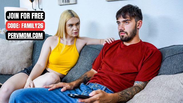 Layla Belle sex with Carmen Valentina and Nade Nasty from Grab