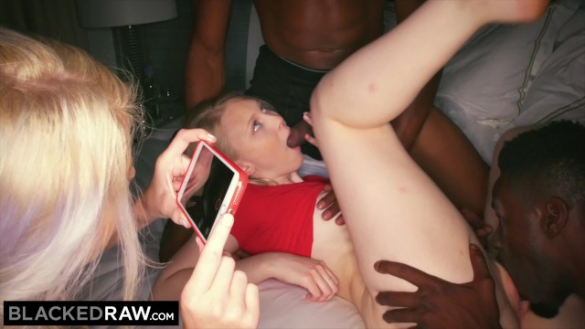 Perky Tits bang with Arya Fae, Isiah Maxwell, Jason Brown and Lily Rader from Grab