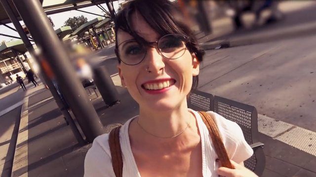Pornstar bang with Lou Nesbit from Grab