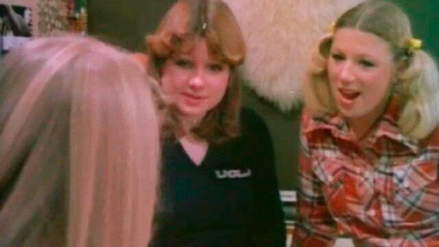 Shaved smut with Amateur