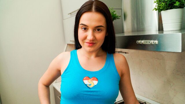 Short Hair smut with Eva Red